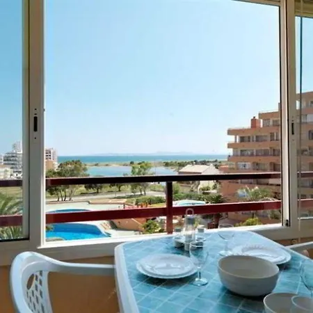 Isla De Hotell 3*